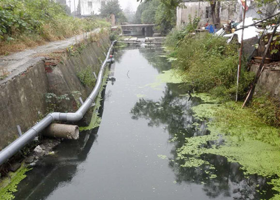 南京秦淮區(qū)果園河水體黑臭應(yīng)急治理工程